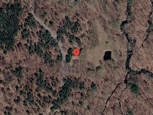 House image located at Berkeley Springs, WV 25411