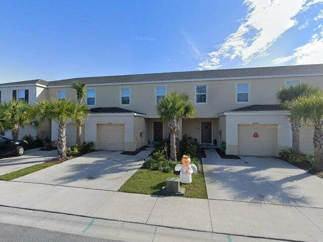 House image located at Gibsonton, FL 33534