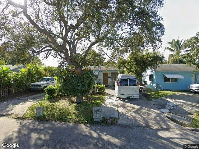 House image located at West Palm Beach, FL 33407