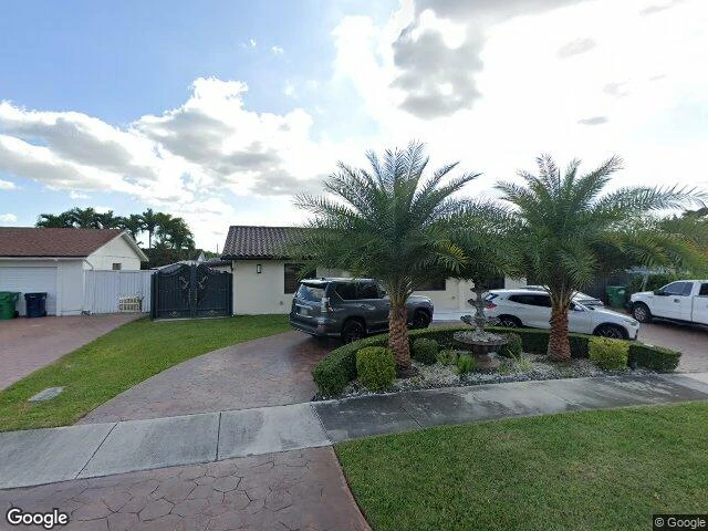 House image located at Miami, FL 33193