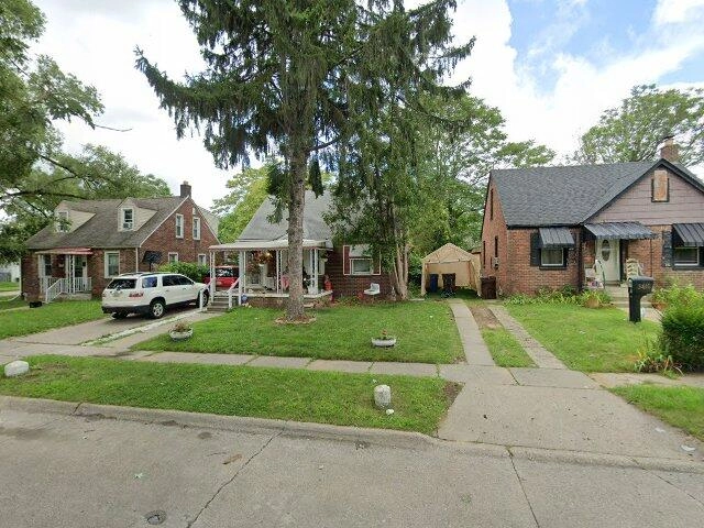 House image located at Inkster, MI 48141