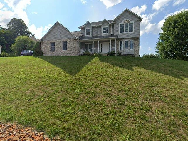 House image located at Camden, NJ 08104