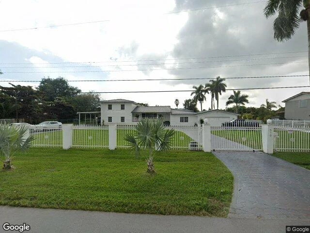 House image located at Miami, FL 33169