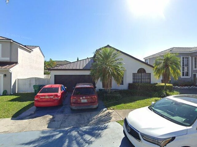 House image located at Miami, FL 33196