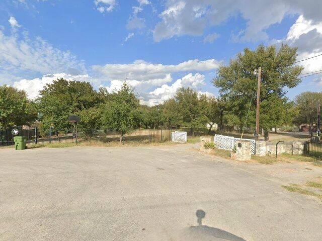 House image located at Dale, TX 78616