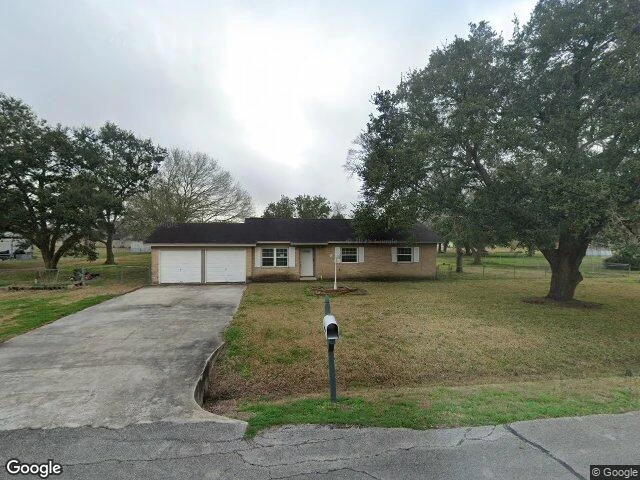 House image located at Alvin, TX 77511