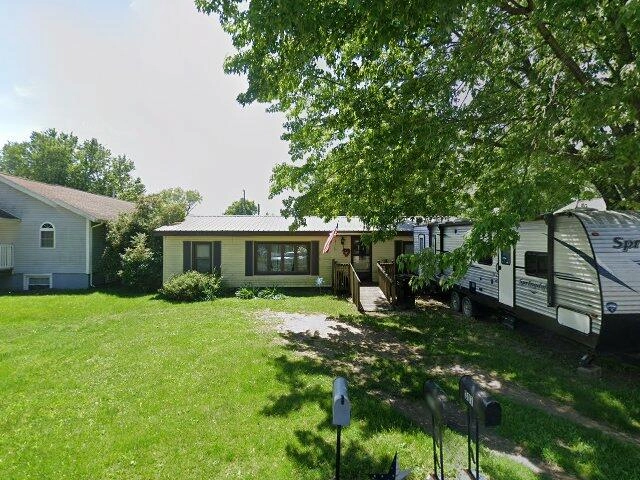 House image located at Kendallville, IN 46755