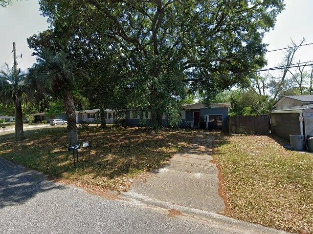 House image located at Jacksonville, FL 32210