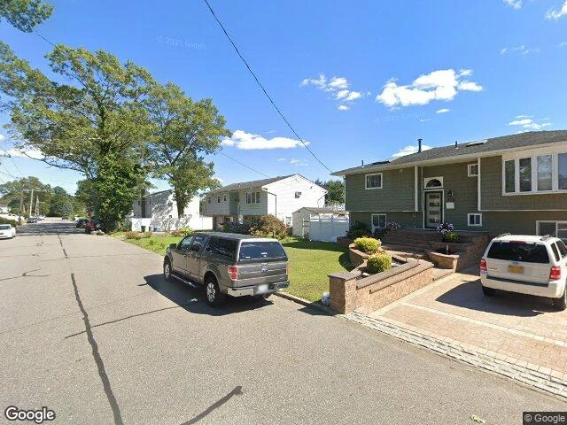 House image located at West Babylon, NY 11704