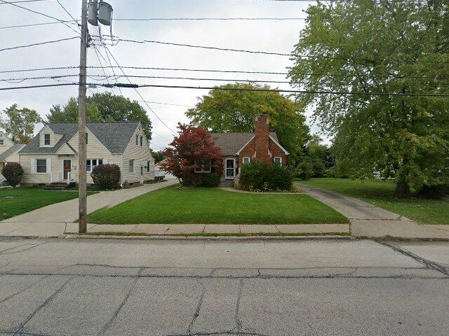 House image located at Rock Island, IL 61201