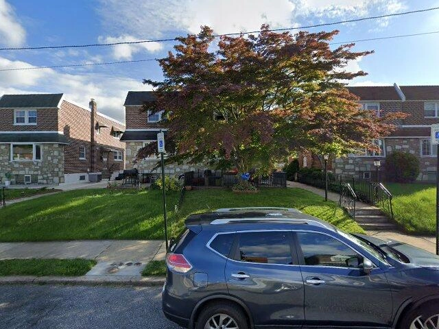 House image located at Philadelphia, PA 19152