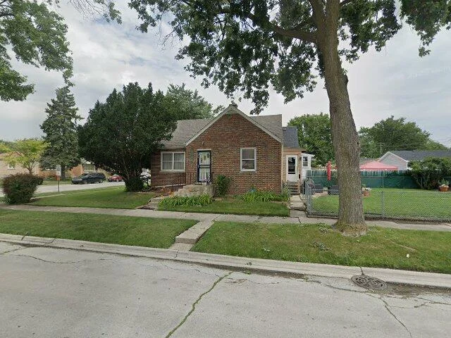 House image located at Riverdale, IL 60827