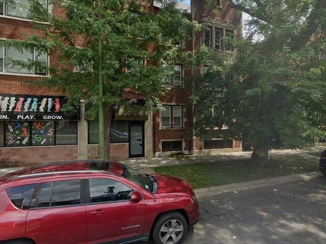 House image located at Chicago, IL 60617