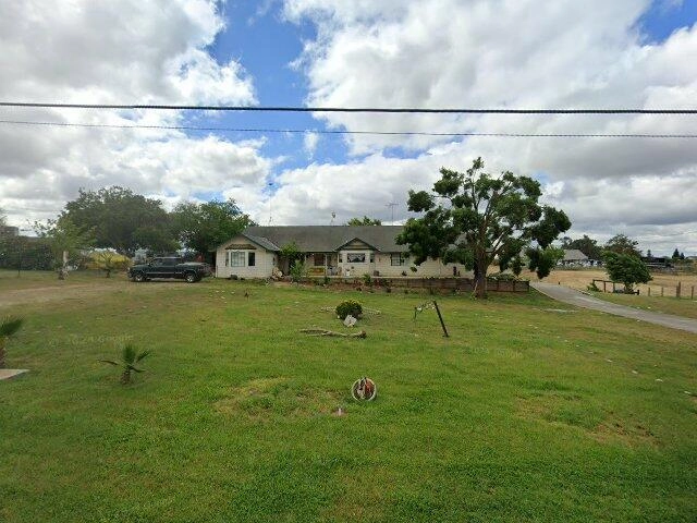 House image located at Madera, CA 93636