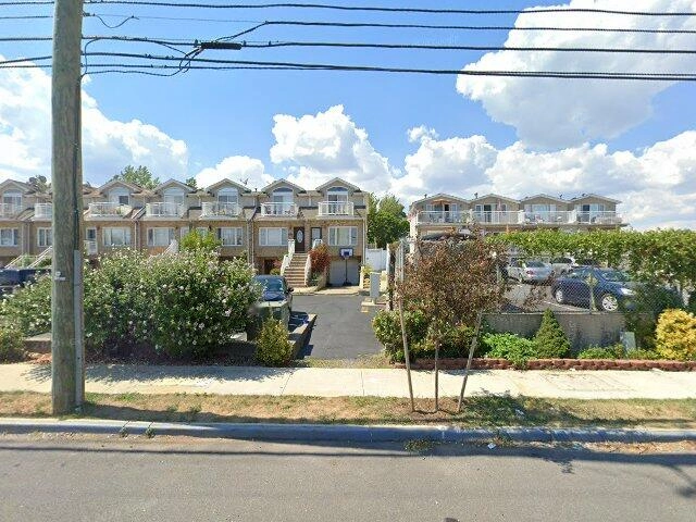 House image located at Staten Island, NY 10305