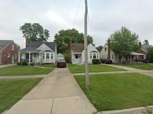 House image located at Dearborn, MI 48124