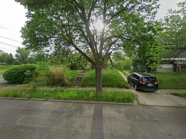 House image located at Akron, OH 44305