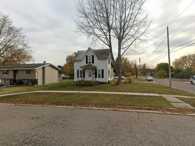 House image located at Baraboo, WI 53913