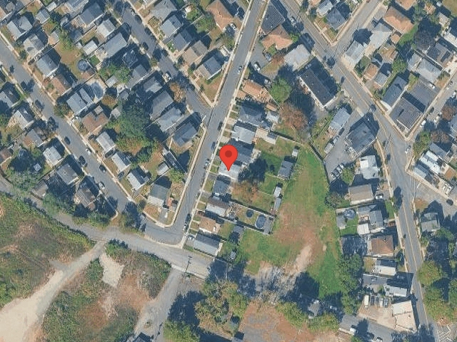 House image located at Paterson, NJ 07503