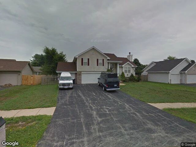 House image located at Machesney Park, IL 61115