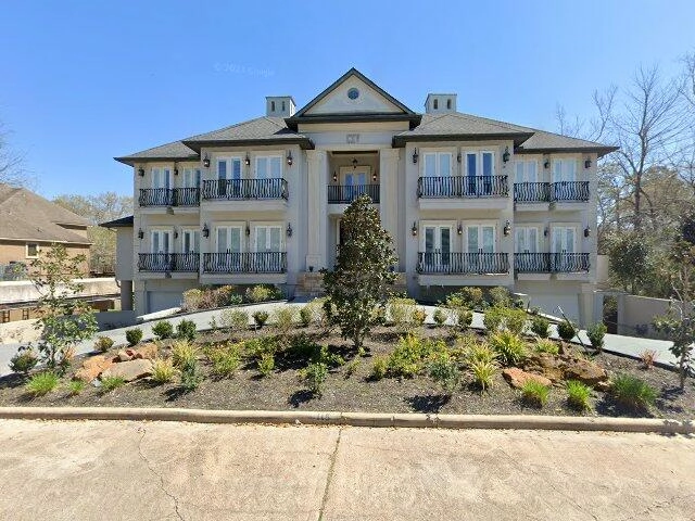 House image located at Houston, TX 77042