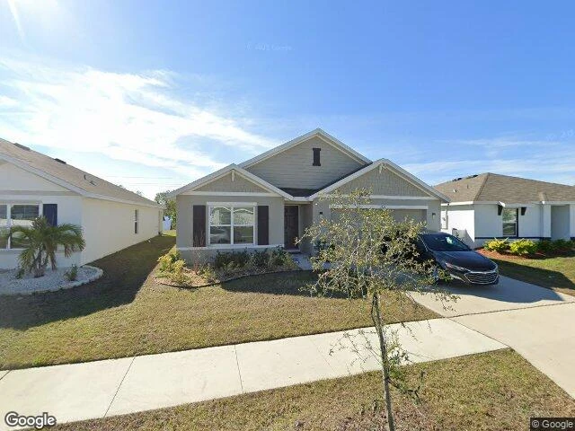 House image located at Ruskin, FL 33570