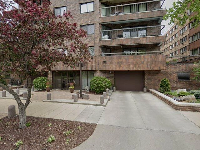 House image located at Minneapolis, MN 55408