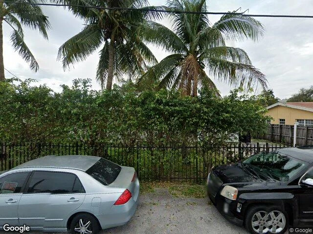 House image located at Miami, FL 33181