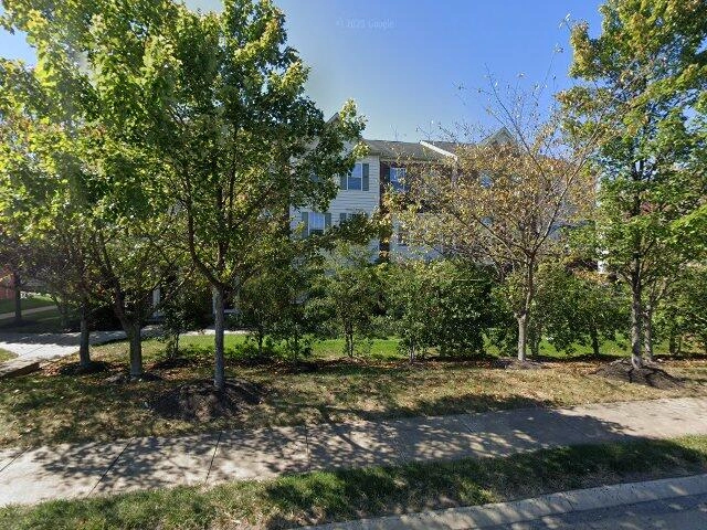 House image located at Gainesville, VA 20155