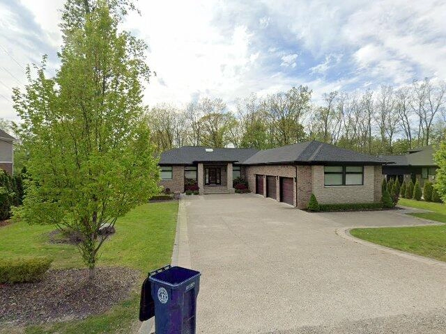 House image located at Bloomfield Hills, MI 48302
