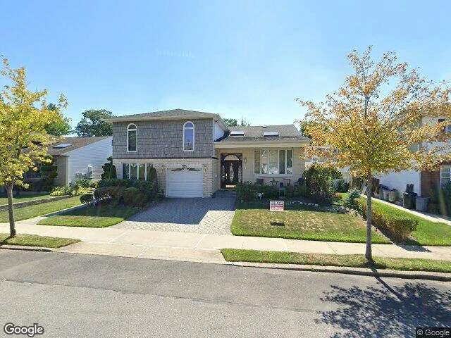 House image located at Staten Island, NY 10306