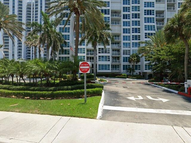 House image located at Pompano Beach, FL 33062