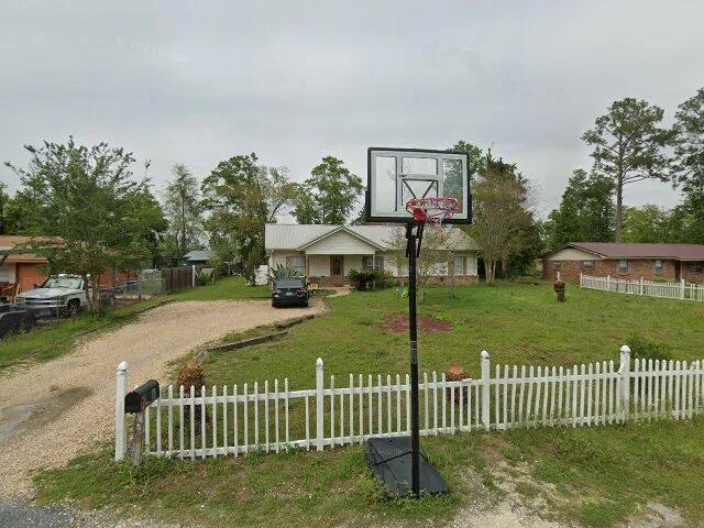 House image located at Marianna, FL 32448