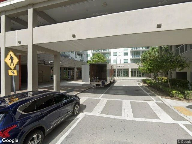 House image located at Miami, FL 33178