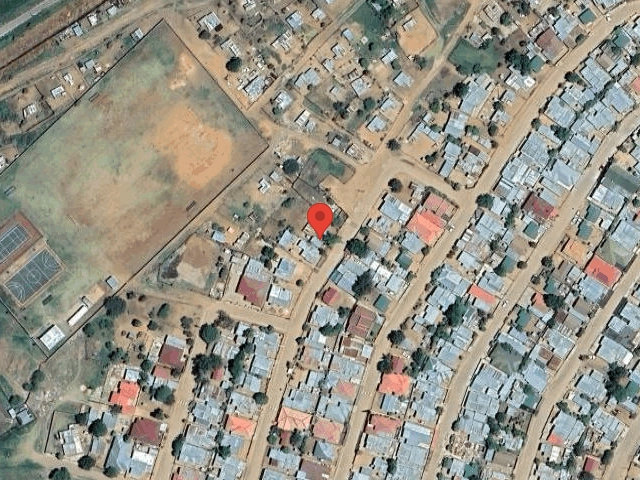 House image located at La Porte, IN 46350