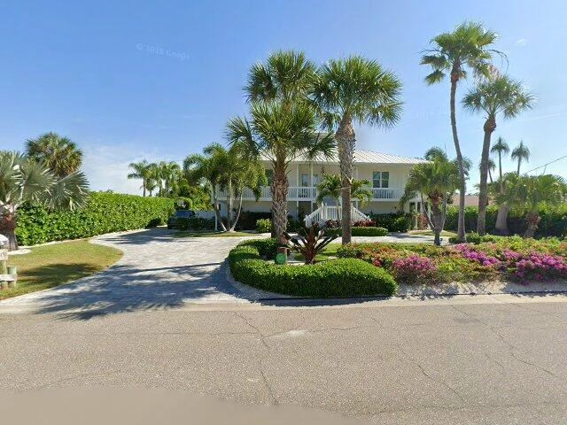 House image located at Eagle Lake, FL 33839