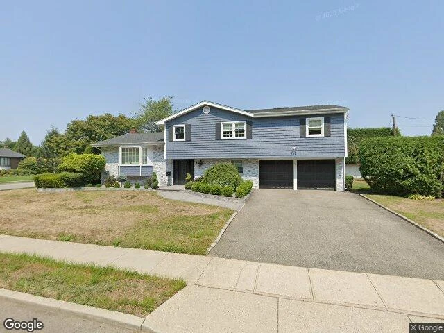 House image located at Jericho, NY 11753