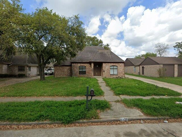 House image located at Houston, TX 77083