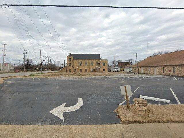 House image located at Kansas City, MO 64128