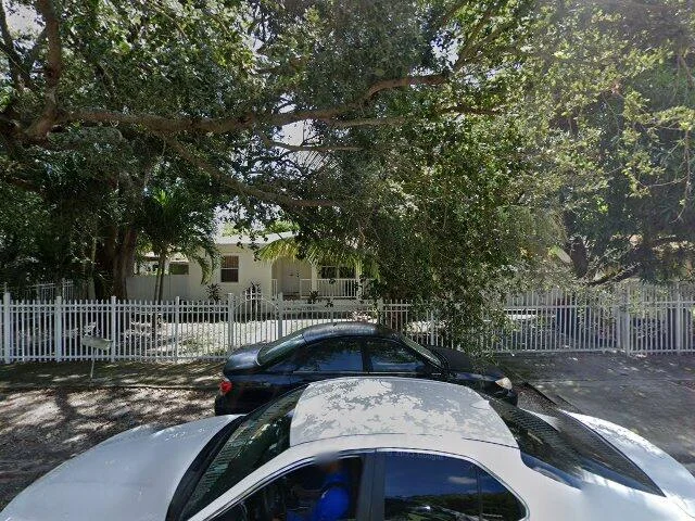 House image located at Miami, FL 33167