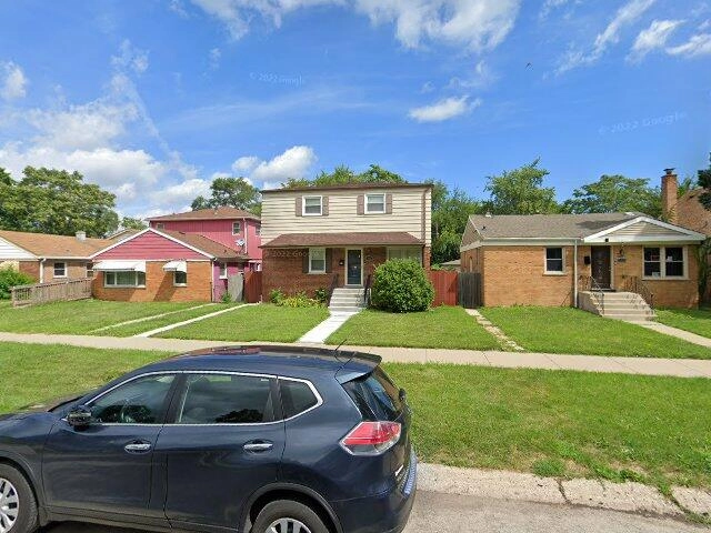 House image located at Chicago, IL 60628