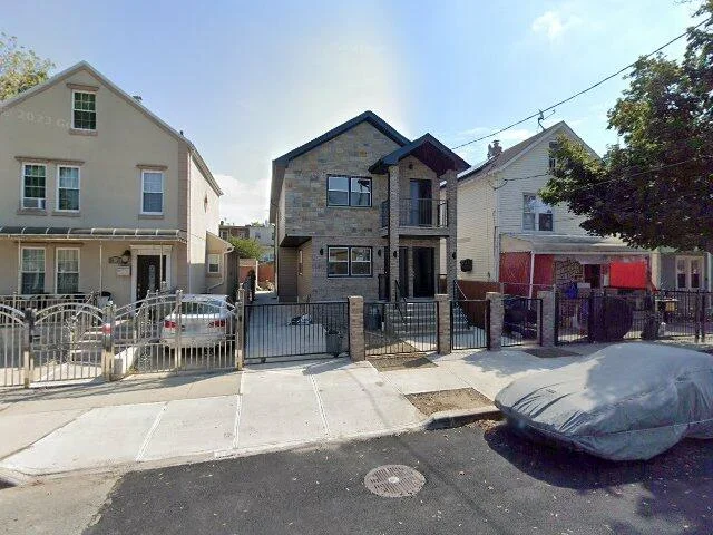 House image located at Richmond Hill, NY 11418