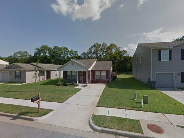 House image located at Huntsville, AL 35810