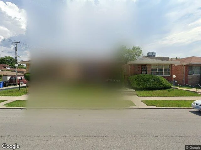 House image located at Chicago, IL 60617