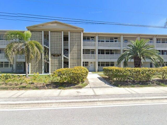 House image located at Saint Petersburg, FL 33708