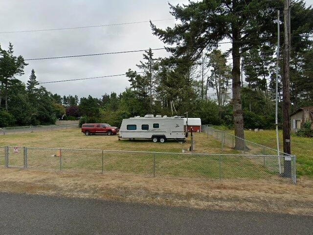 House image located at Ocean Park, WA 98640