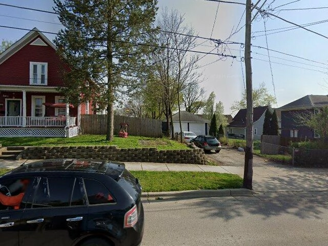 House image located at New Haven, CT 06513