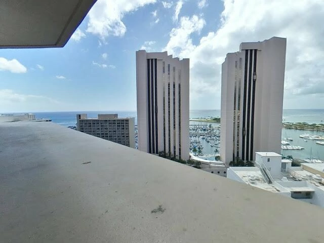 House image located at Honolulu, HI 96815