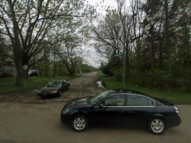 House image located at Visalia, CA 93291