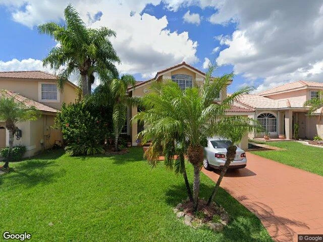 House image located at Hollywood, FL 33029